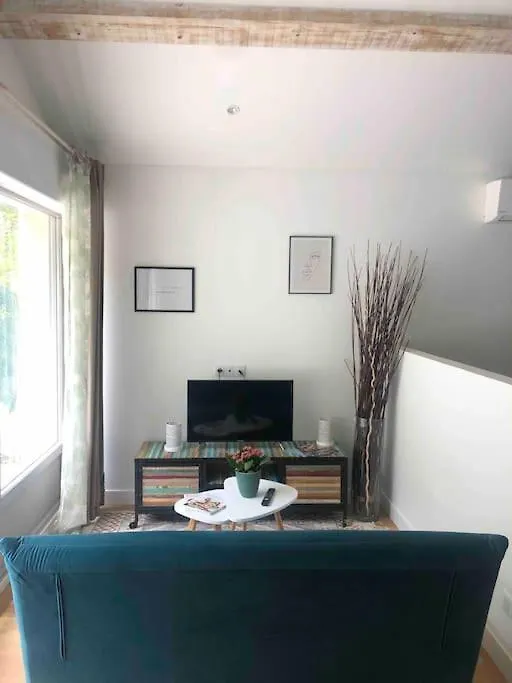 Agreable Studio Entre Mer & Montagne Piscine Prive Le Bar-sur-Loup Holiday home