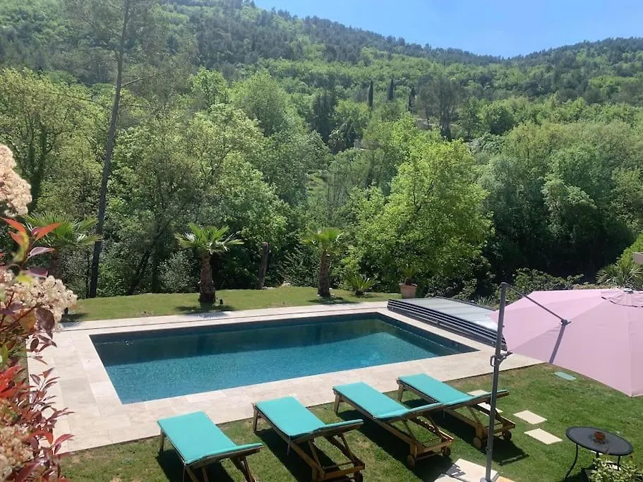 Holiday home Agreable Studio Entre Mer & Montagne Piscine Prive Le Bar-sur-Loup